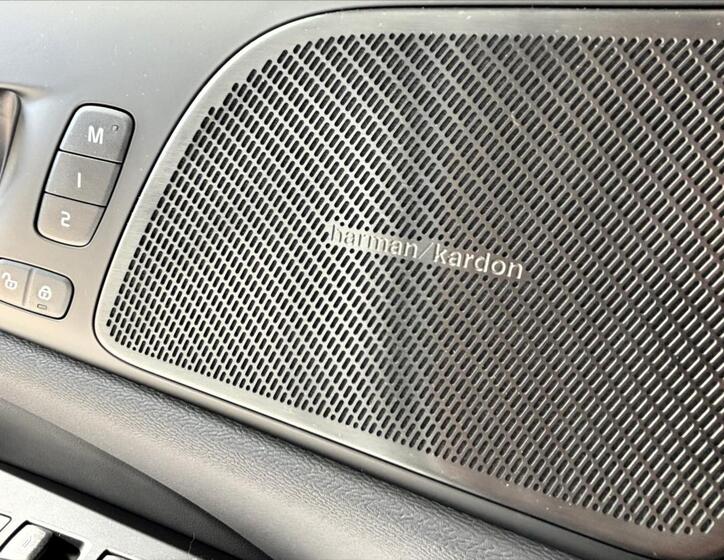 Volvo V60 12