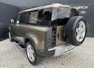 Land Rover Defender 6