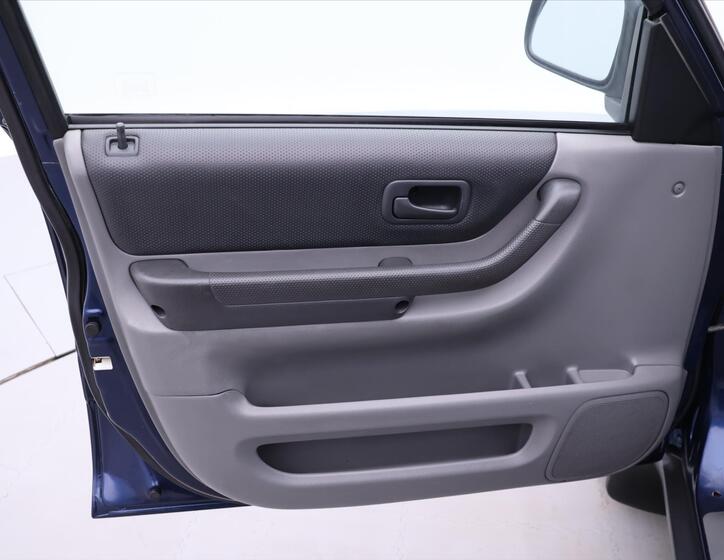 Honda CR-V 8