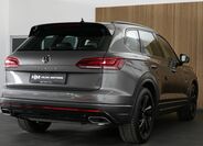 Volkswagen Touareg 5