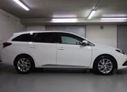 Toyota Auris 4