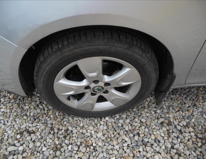 Škoda Roomster 21