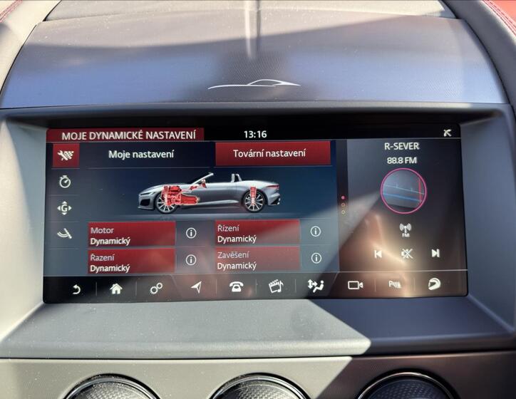 Jaguar F-Type 30