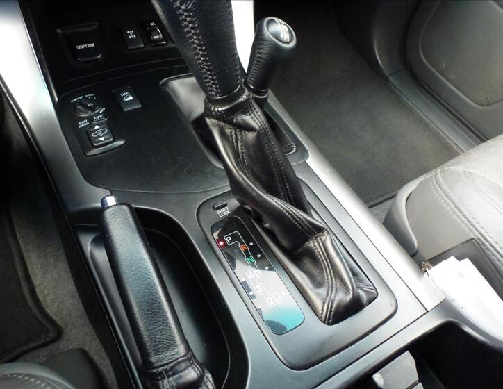 Toyota Land Cruiser 39