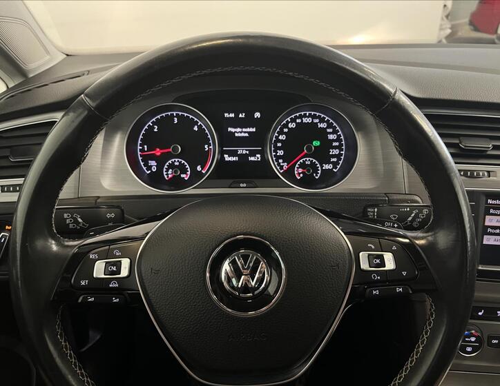 Volkswagen Golf 13