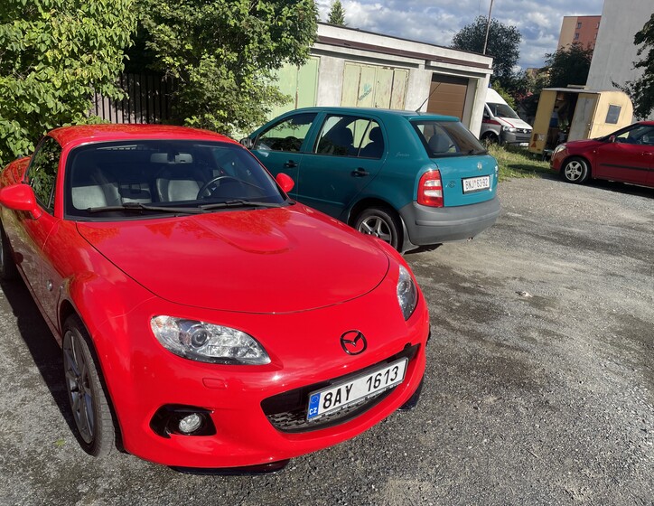 Mazda MX-5 8