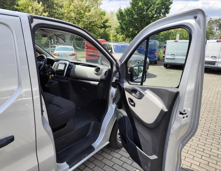 Renault Trafic 26