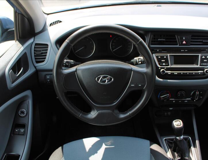 Hyundai i20 13