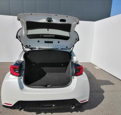 Toyota Yaris 11