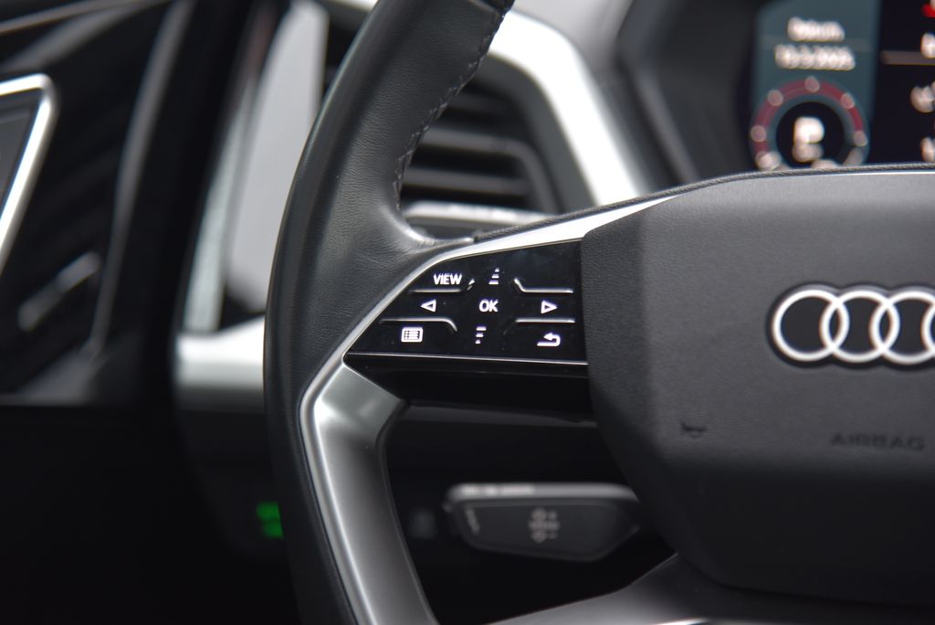 Audi Q4