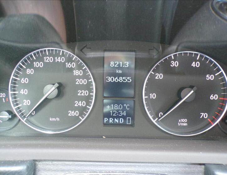 Mercedes-Benz Třídy C 8
