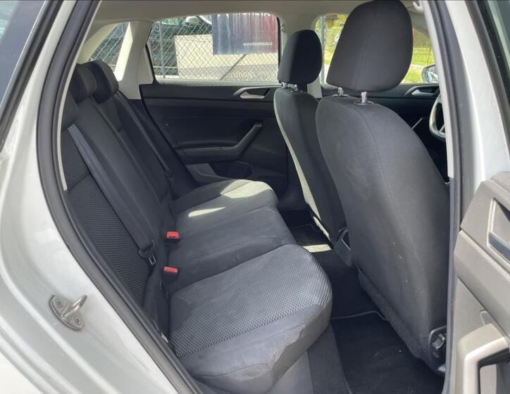 Volkswagen Polo 32