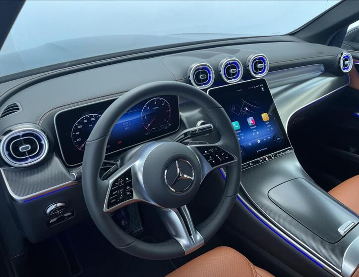 Mercedes-Benz GLC 9