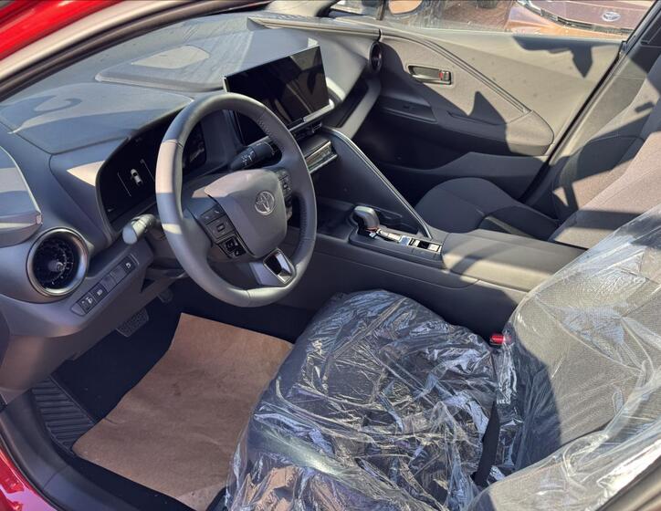 Toyota C-HR 10