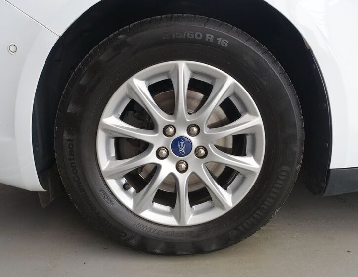 Ford Mondeo 37
