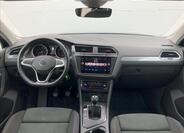 Volkswagen Tiguan 6