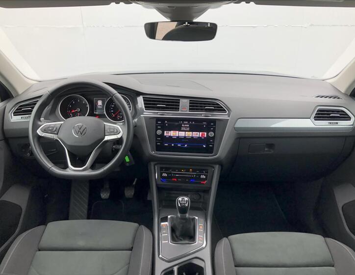 Volkswagen Tiguan 6