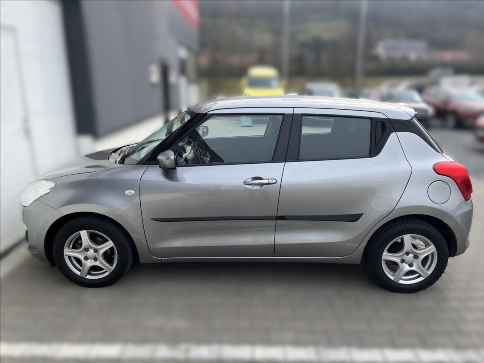 Suzuki Swift 8
