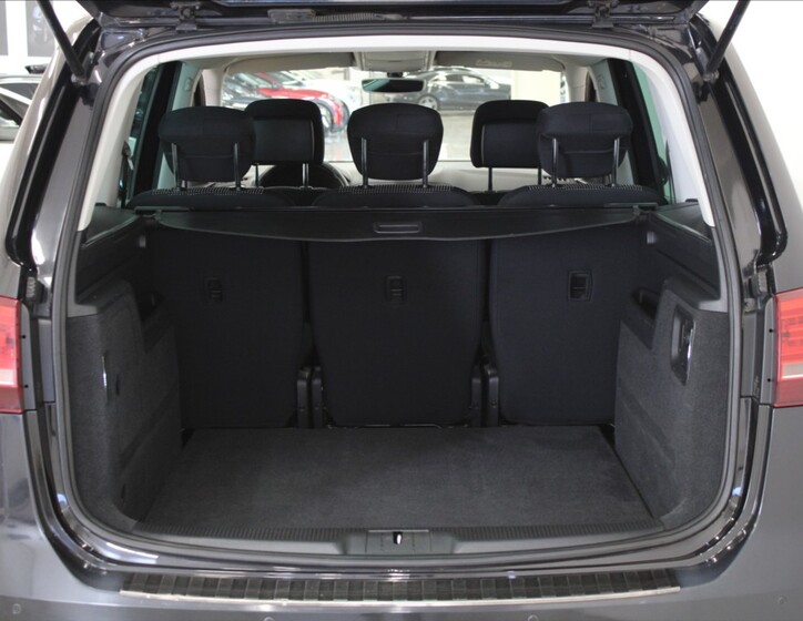 Volkswagen Sharan 19
