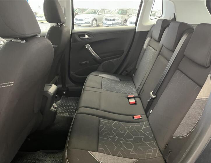 Peugeot 2008 18