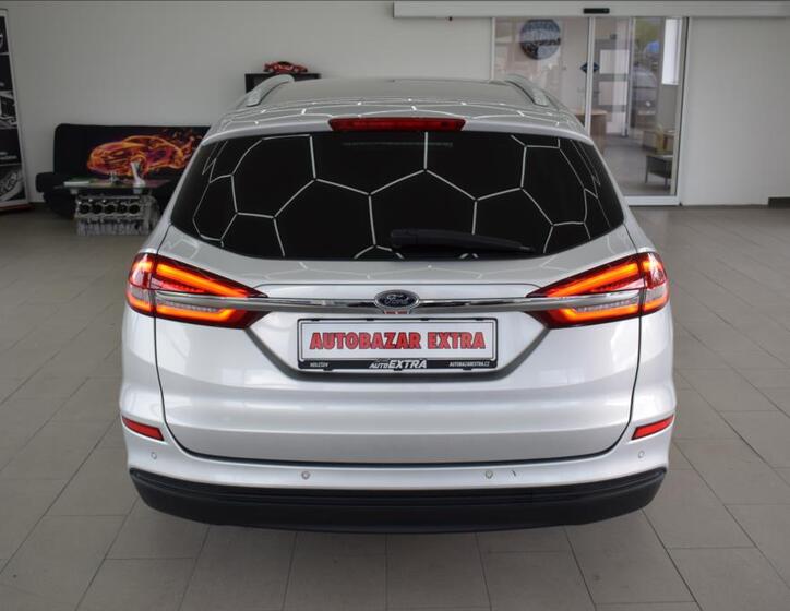 Ford Mondeo 7