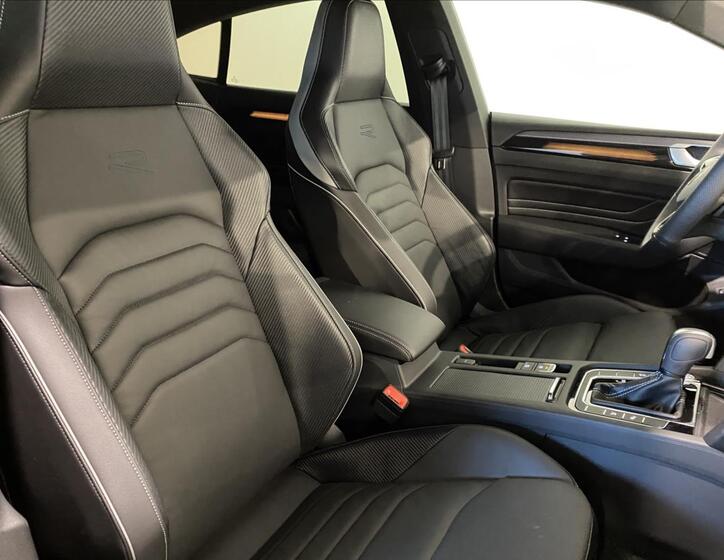Volkswagen Arteon 8
