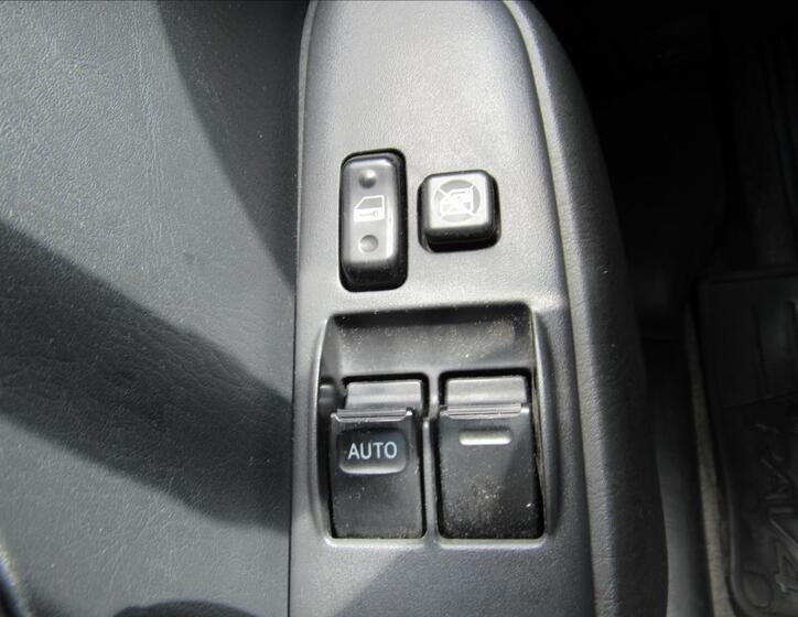 Toyota RAV4 24