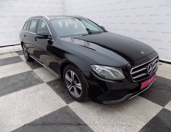 Mercedes-Benz Třídy E 5