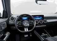 Mercedes-Benz GLB 6