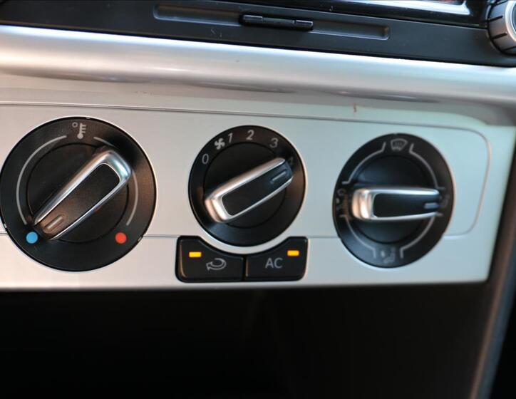 Volkswagen Polo 27