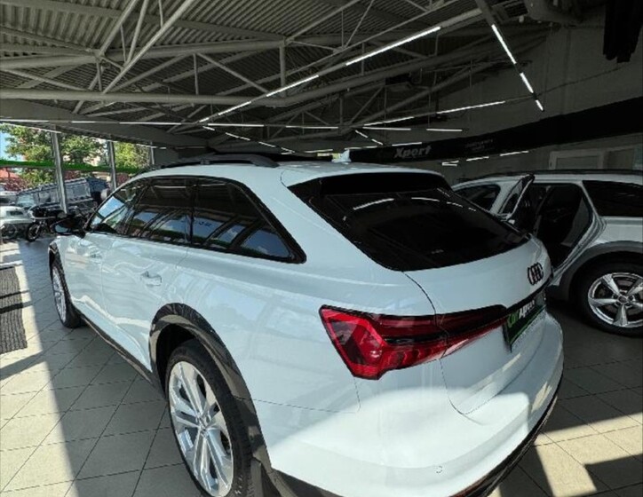 Audi A6 Allroad 13