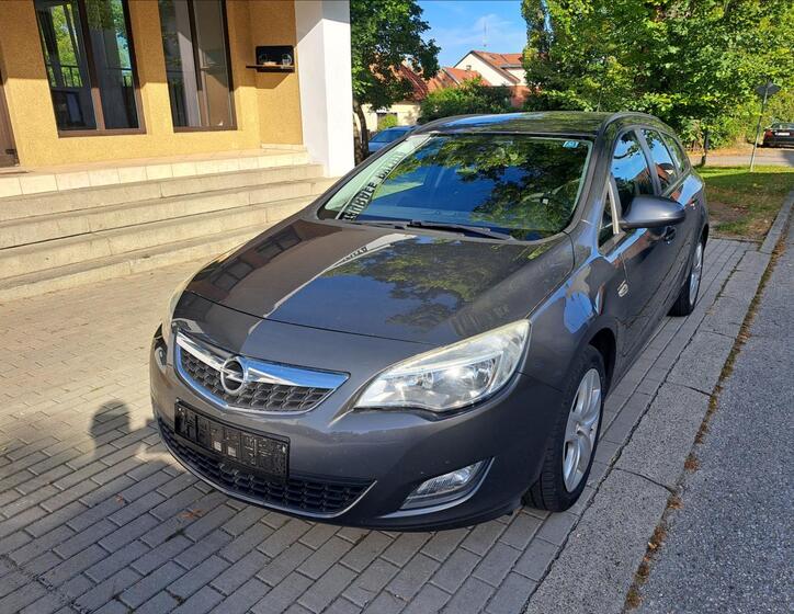 Opel Astra 4