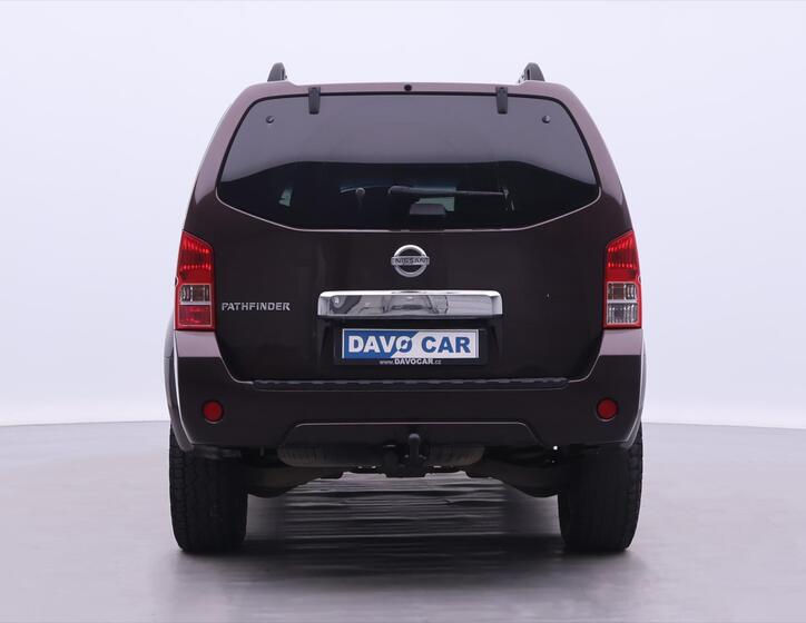 Nissan Pathfinder 6