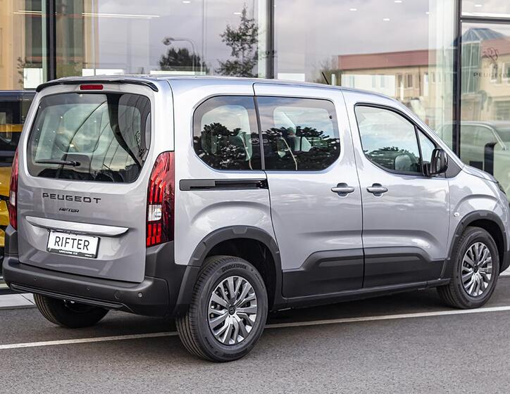 Peugeot Rifter 5