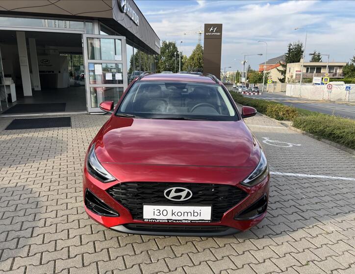 Hyundai i30 8