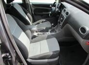 Ford Focus 14