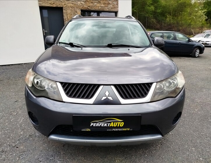 Mitsubishi Outlander 8