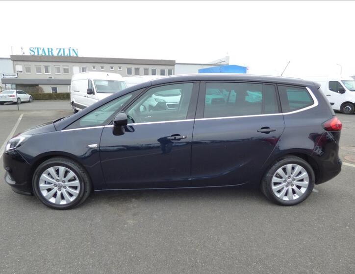 Opel Zafira 6