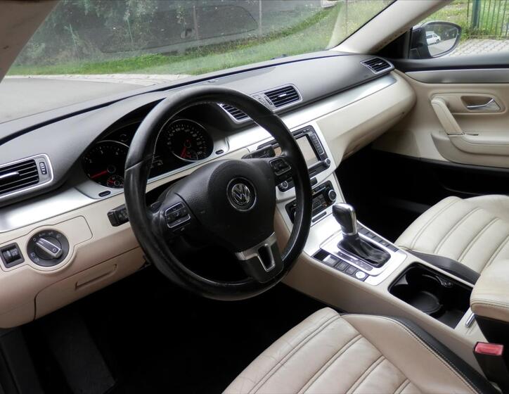 Volkswagen Passat 12