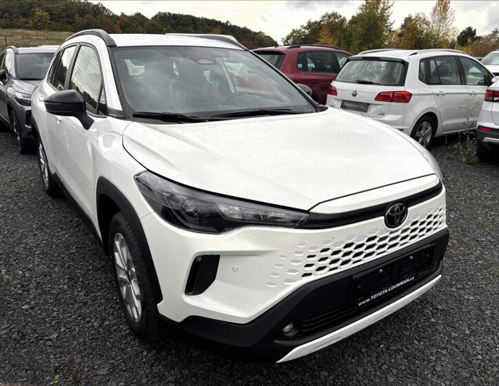 Toyota Corolla Cross 1