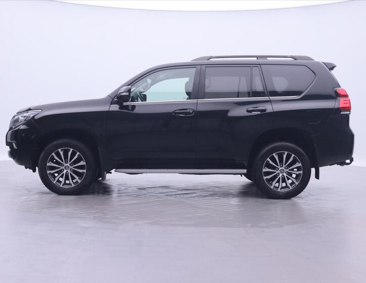Toyota Land Cruiser 4