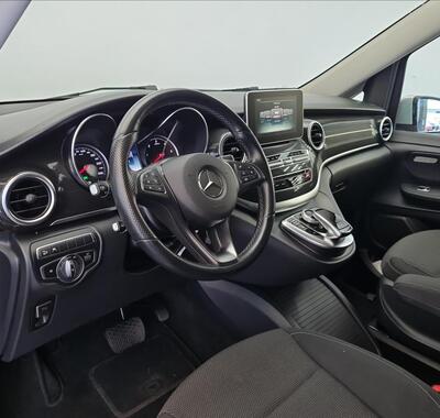 Mercedes-Benz Třídy V 9