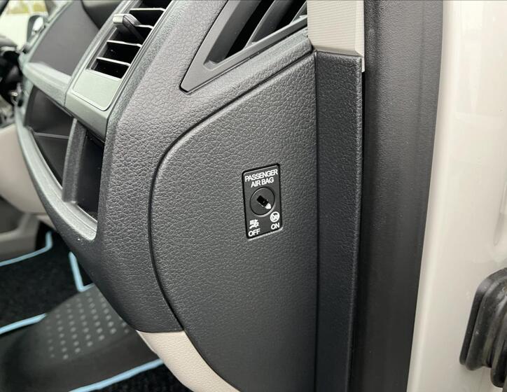 Volkswagen Transporter 42