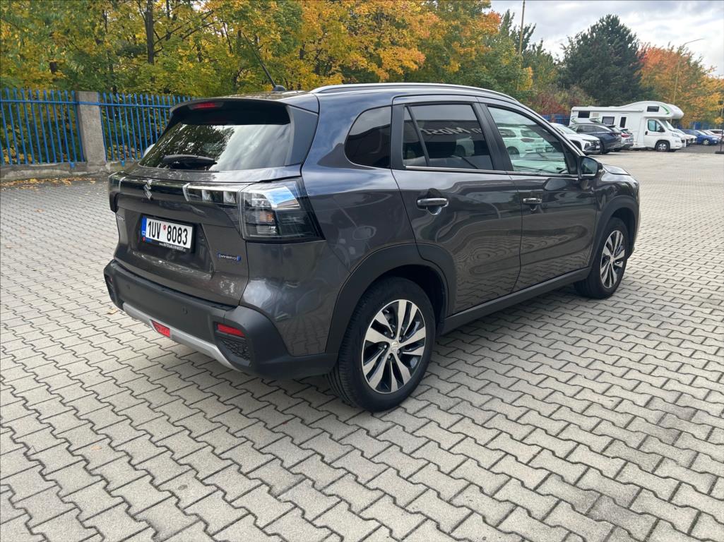 Suzuki S-Cross