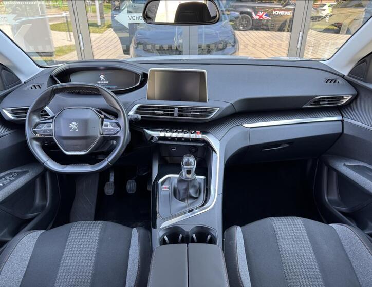 Peugeot 3008 18