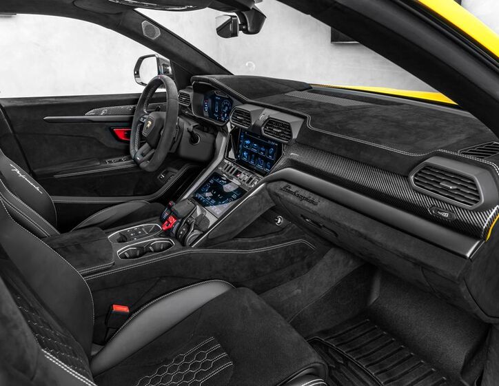 Lamborghini Urus 27