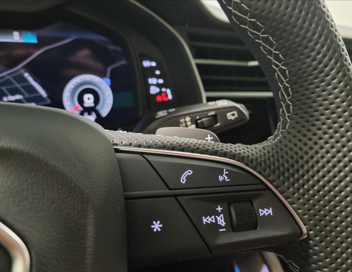 Audi Q7 30