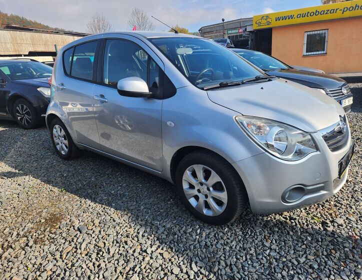 Opel Agila 1
