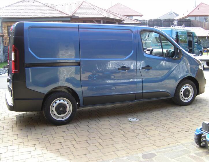 Opel Vivaro 6