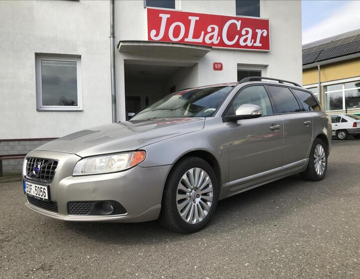 Volvo V70 1